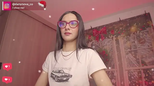 DanyNova_Co live sex cam
