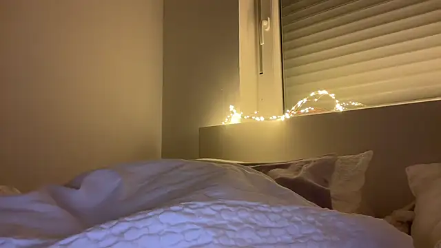 AnnaSophiaX live sex cam