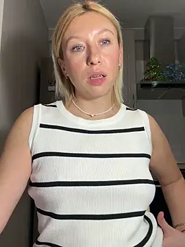 Kittie_Valentine's cam snapshot