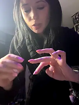 MissMidnightUK's cam snapshot