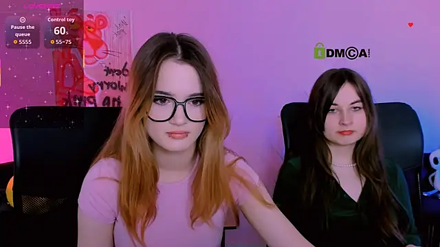 liana_kisses live sex cam