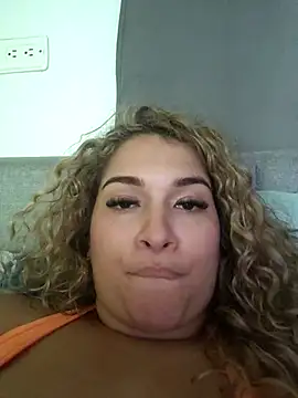 Sara_smiiith211 live sex cam