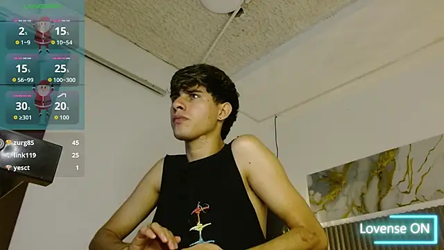 Dyla_n18 live sex cam