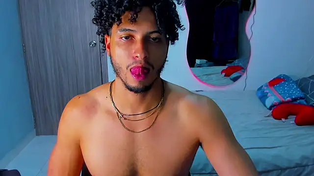 Kris_Khalifa69 live sex cam