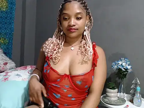 CREAMYCUPCAKExxx live sex cam