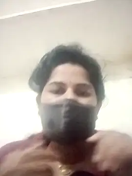 JULEE-740's cam snapshot