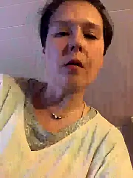 CUMFOREVERY1nTitTiES2's cam snapshot