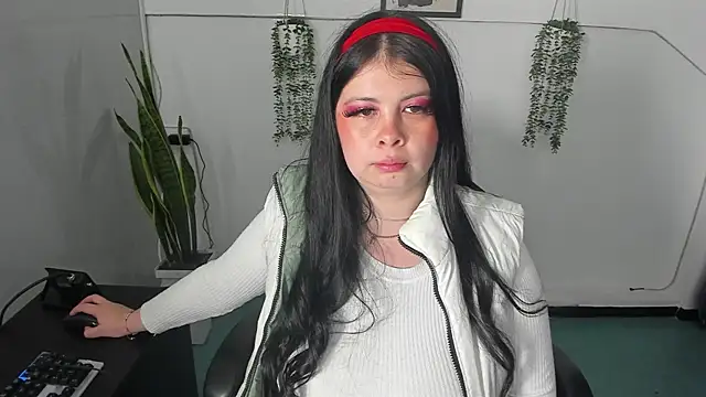 Angie_lynn's cam snapshot