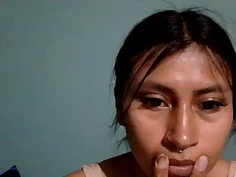 Keahilani_'s cam snapshot