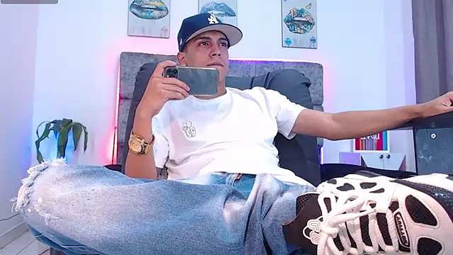 david_santos16's cam snapshot