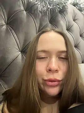 Nicole_Loving's cam snapshot