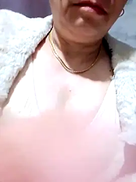 small-house123 live sex cam