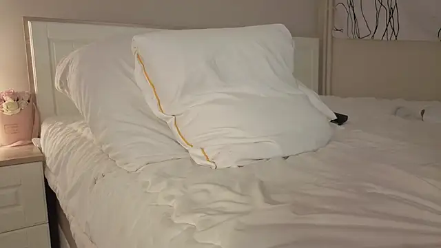 LisaSweetie live sex cam