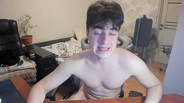 Knuckles17 live sex cam