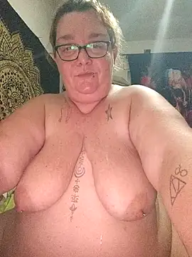 diosacurvy1984's cam snapshot