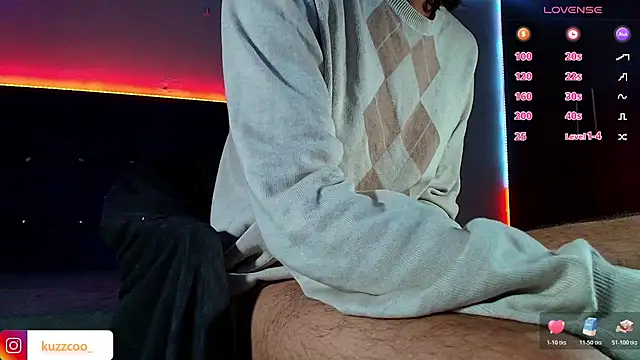 kuzzcoo live sex cam