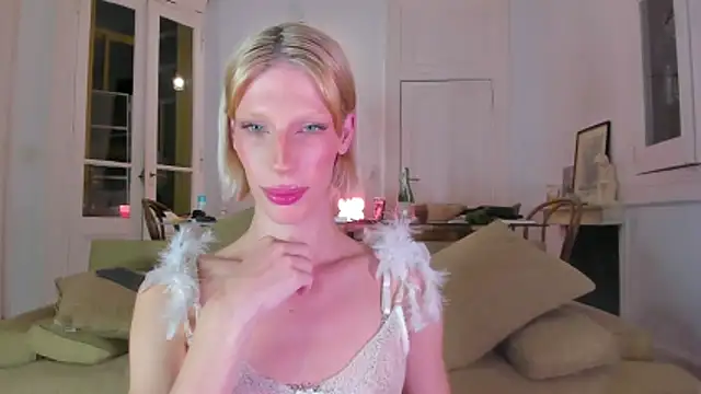 AliceSnowCatt live sex cam