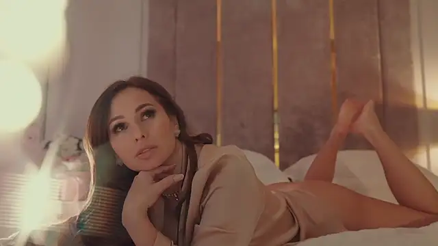 MilaDYstarlight live sex cam