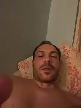 Adventurehotman live sex cam