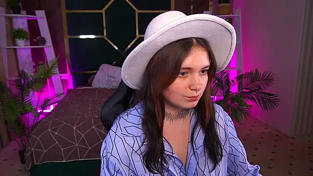 Oliviia_Rose's cam snapshot