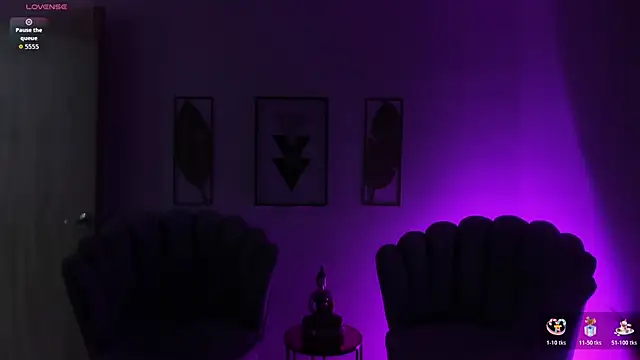 arin_blossom's cam snapshot