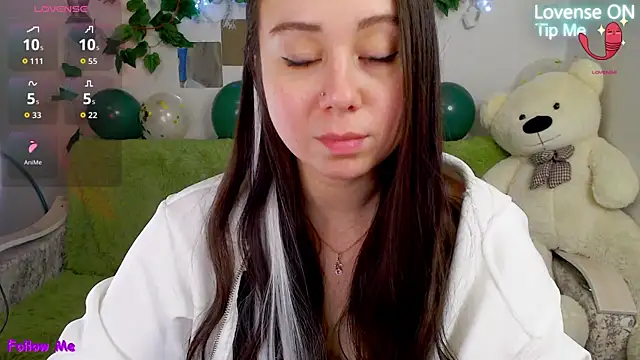 AlinaEleven's cam snapshot
