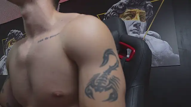 JacksonOlsenn live sex cam