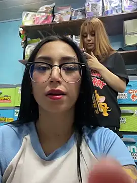 Lucy_699 live sex cam