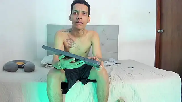 twinkDuohot live sex cam