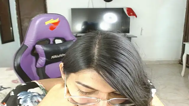 engielphoenis14 live sex cam