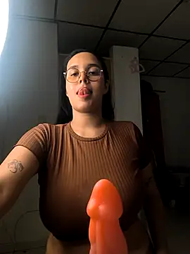 Annya-sweet live sex cam