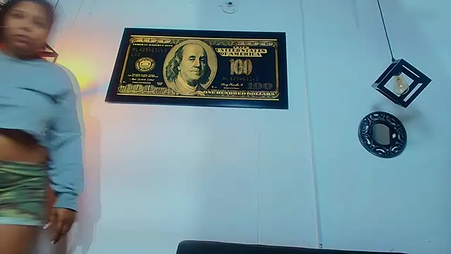 naomi_campbel_ live sex cam