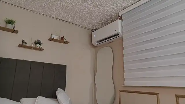 Thony_Big live sex cam