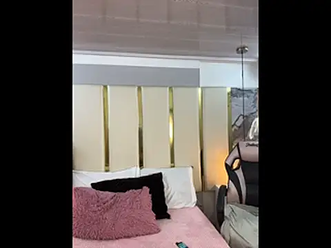 SalommeFlores live sex cam