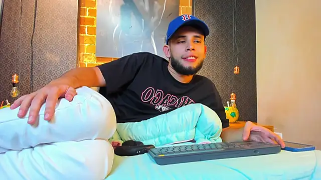 Maxcole_07's cam snapshot