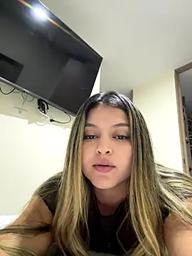 lunablossom_ live sex cam