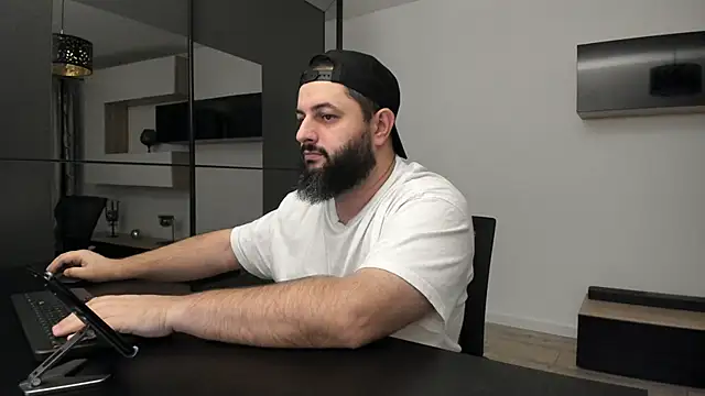 DravenPeak live sex cam