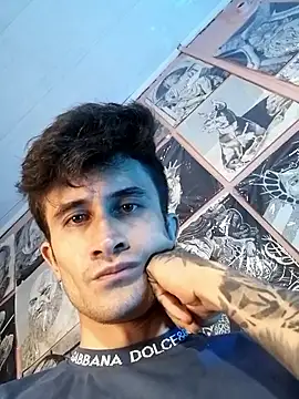 Loggan_donnelly live sex cam