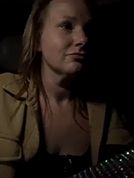 RagingRebecca's cam snapshot