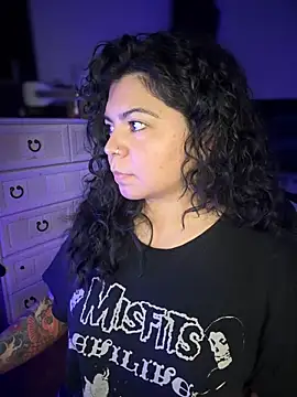 kimmiakiss22's cam snapshot