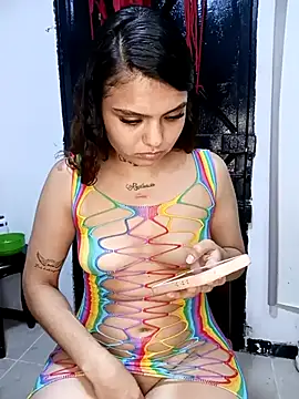 Alis_1327 live sex cam