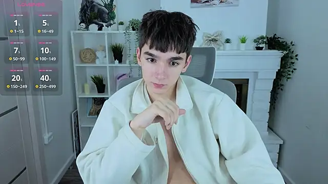 YamiTwink live sex cam