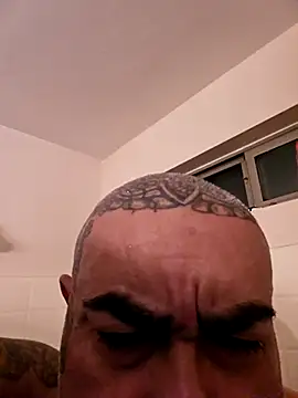 B1GLO's cam snapshot