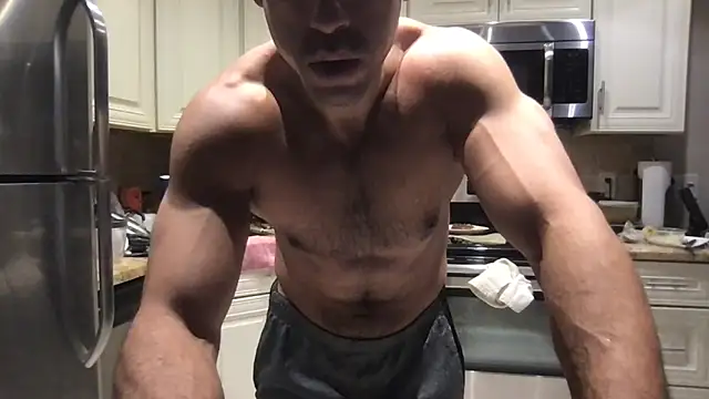 BigGuyMuscle's cam snapshot