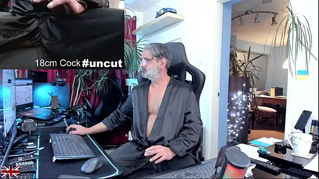 OnlineBossUK live sex cam