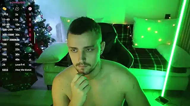 Larstar01 live sex cam