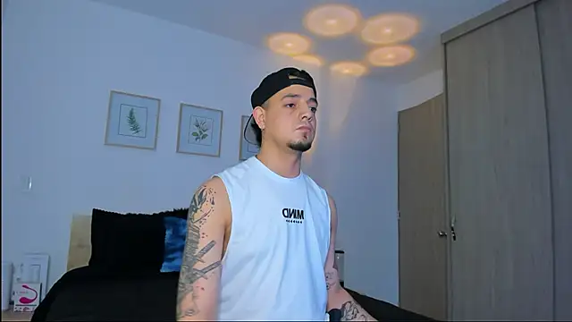 alejandro_calderon1 live sex cam