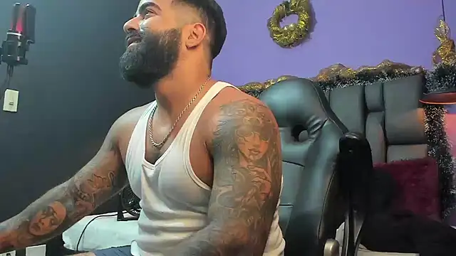 Lyon_vach live sex cam