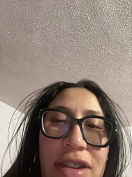 LyaRose live sex cam