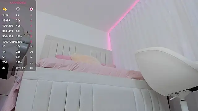 ami_sweet18's cam snapshot